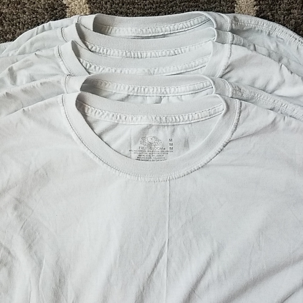 5 undershirts - Picture 3 of 3